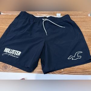 Hollister men swimming trunks size M